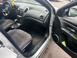 фото Chevrolet Cruze 2013 года с пробегом за 3500000 тенге в undefined - фото 2
