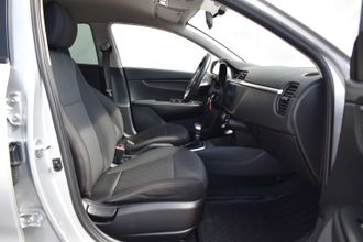 фото Kia Rio 2021 года с пробегом за 6890000 тенге в undefined - фото 2