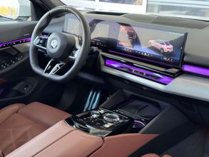 фото BMW 5 серия 2024 года с пробегом за 41500000 тенге в undefined - фото 2