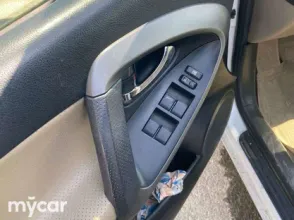 фото Toyota RAV4 2011 года с пробегом за 9000000 тенге в undefined - фото 3