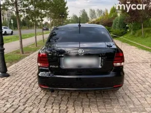 фото Volkswagen Polo 2018 года с пробегом за 1000000 тенге в undefined - фото 4