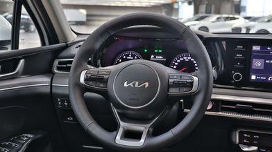 фото Kia K5 2024 года с пробегом за 12390000 тенге в undefined - фото 4