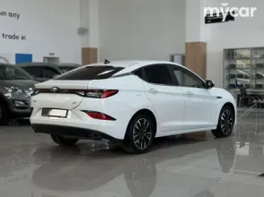 фото JAC J7 2023 года с пробегом за 5890000 тенге в undefined - фото 4