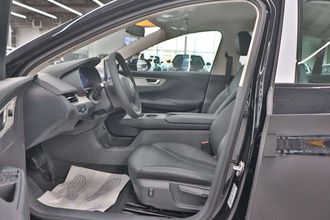 фото Hongqi E-QM5 2025 года с пробегом за 7900000 тенге в undefined - фото 4