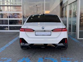 фото BMW 5 серия 2024 года с пробегом за 41500000 тенге в undefined - фото 4
