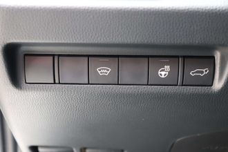 фото Toyota RAV4 2020 года с пробегом за 13490000 тенге в undefined - фото 3