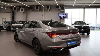 фото Hyundai Elantra 2022 года с пробегом за 8690000 тенге в undefined - фото 2