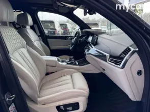 фото BMW X5 2022 года с пробегом за 46000000 тенге в undefined - фото 4