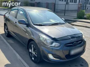 фото Hyundai Solaris 2012 года с пробегом за 4500000 тенге в undefined - фото 2