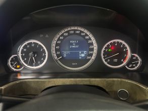 фото Mercedes-Benz E-Класс 2009 года с пробегом за 6500000 тенге в undefined - фото 3