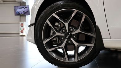 фото Kia Ceed 2024 года с пробегом за 9790000 тенге в undefined - фото 4