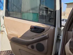 фото Toyota Avalon 1995 года с пробегом за 2200000 тенге в undefined - фото 2