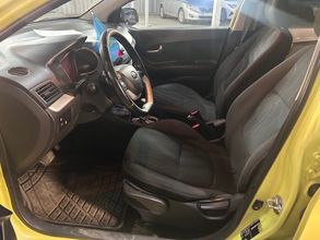 фото Kia Picanto 2012 года с пробегом за 4000000 тенге в undefined - фото 3