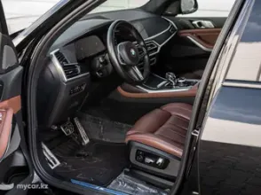 фото BMW X7 2020 года с пробегом за 64000000 тенге в undefined - фото 3