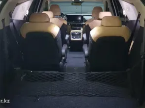 фото Kia Carnival 2020 года с пробегом за 17500000 тенге в undefined - фото 2