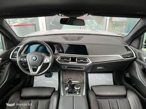 фото BMW X5 2020 года с пробегом за 42000000 тенге в undefined - фото 4