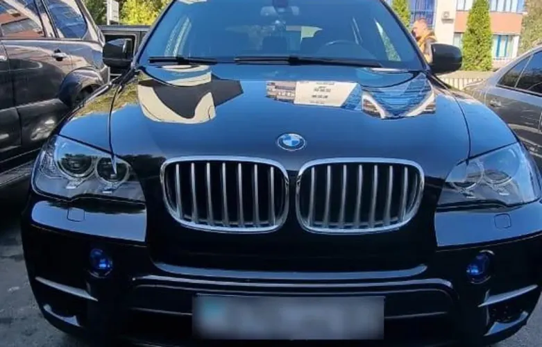 фото BMW X5 2013 года с пробегом за 12900000 тенге в undefined