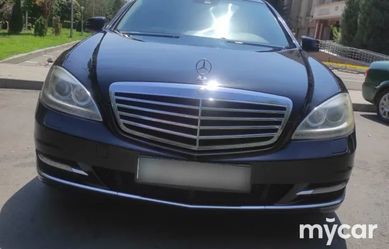 фото Mercedes-Benz S-Класс 2013 года с пробегом за 15000000 тенге в undefined