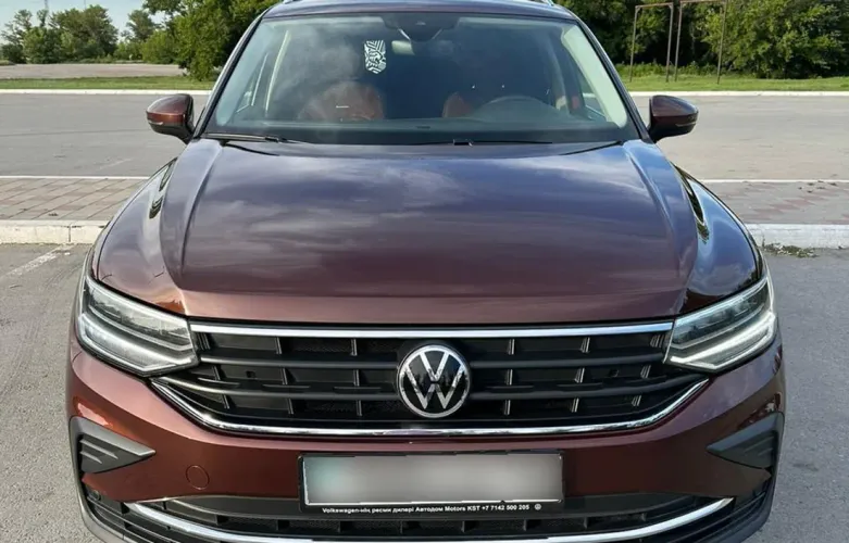 фото Volkswagen Tiguan 2021 года с пробегом за 13000000 тенге в undefined
