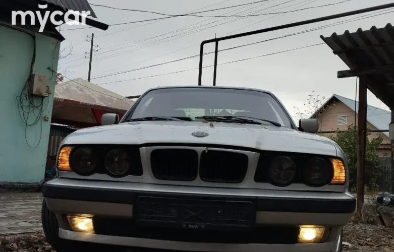фото BMW 5 серия 1991 года с пробегом за 3000000 тенге в undefined