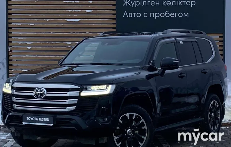 фото Toyota Land Cruiser 2023 года с пробегом за 53690000 тенге в undefined