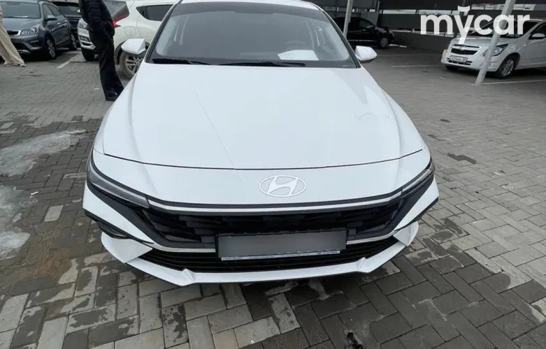 фото Hyundai Elantra 2024 года с пробегом за 10000000 тенге в undefined