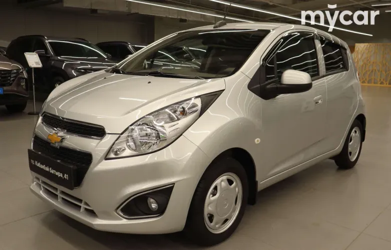 фото Chevrolet Spark 2023 года с пробегом за 4550000 тенге в undefined
