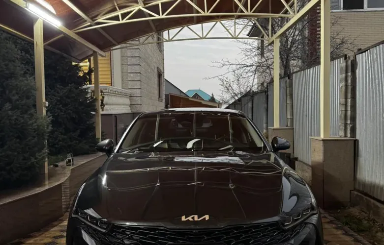 фото Kia K5 2022 года с пробегом за 12500000 тенге в undefined