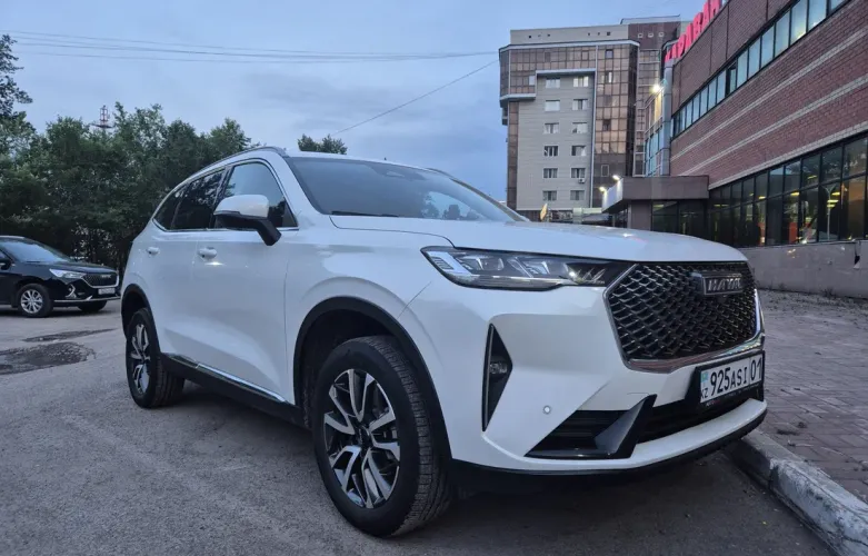фото Haval H6 2023 года с пробегом за 9800000 тенге в undefined
