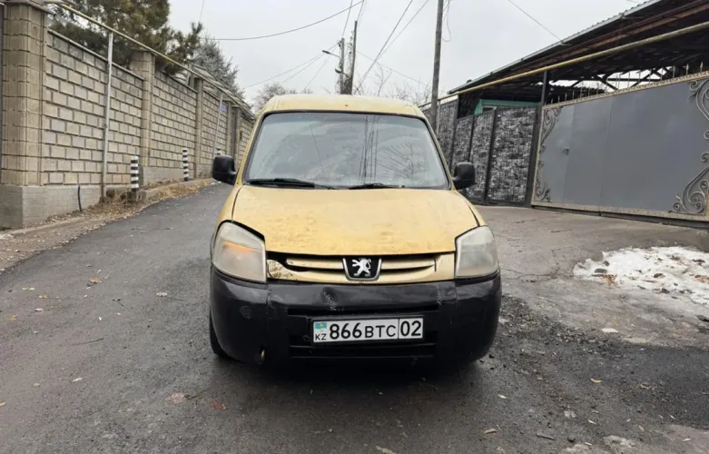 фото Peugeot Partner 2007 года с пробегом за 1800000 тенге в undefined