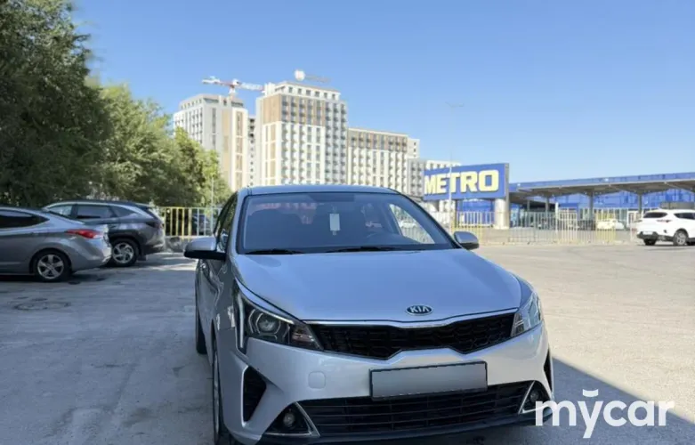 фото Kia Rio 2021 года с пробегом за 7800000 тенге в undefined