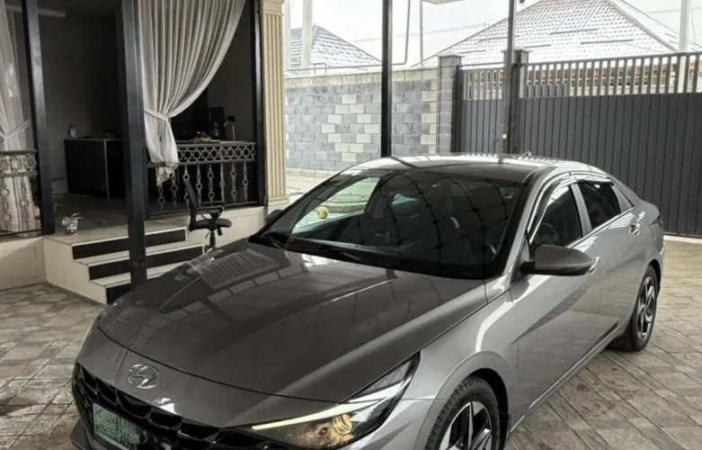 фото Hyundai Elantra 2023 года с пробегом за 10500000 тенге в undefined