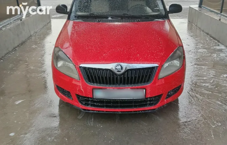 фото Skoda Fabia 2013 года с пробегом за 3300000 тенге в undefined