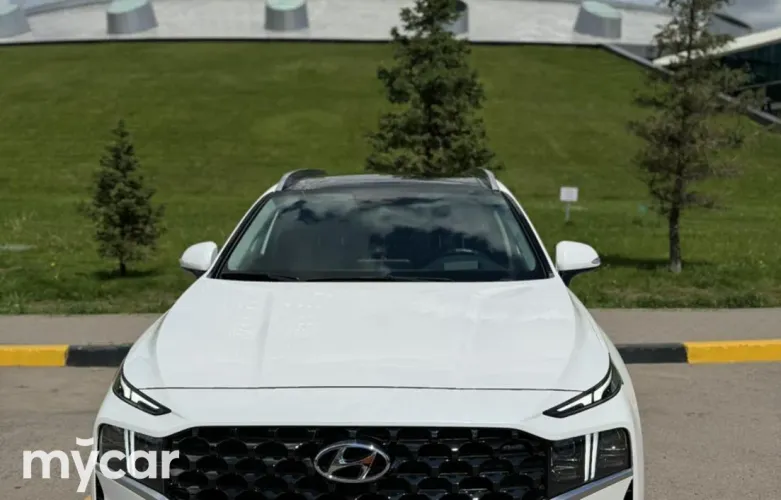 фото Hyundai Santa Fe 2023 года с пробегом за 18000000 тенге в undefined