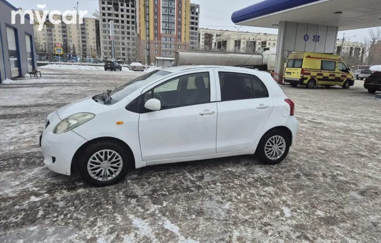 фото Toyota Yaris 2006 года с пробегом за 3000000 тенге в undefined