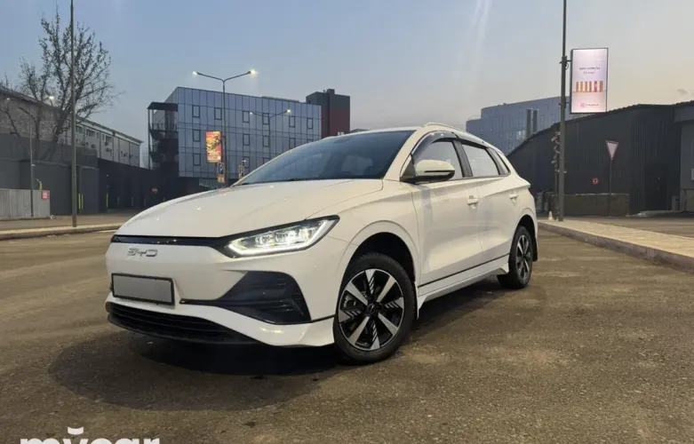 фото BYD e2 2024 года с пробегом за 7200000 тенге в undefined