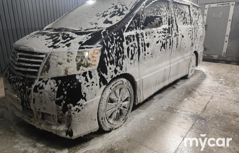 фото Toyota Alphard 2005 года с пробегом за 7500000 тенге в undefined