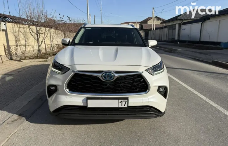 фото Toyota Highlander 2022 года с пробегом за 25500000 тенге в undefined