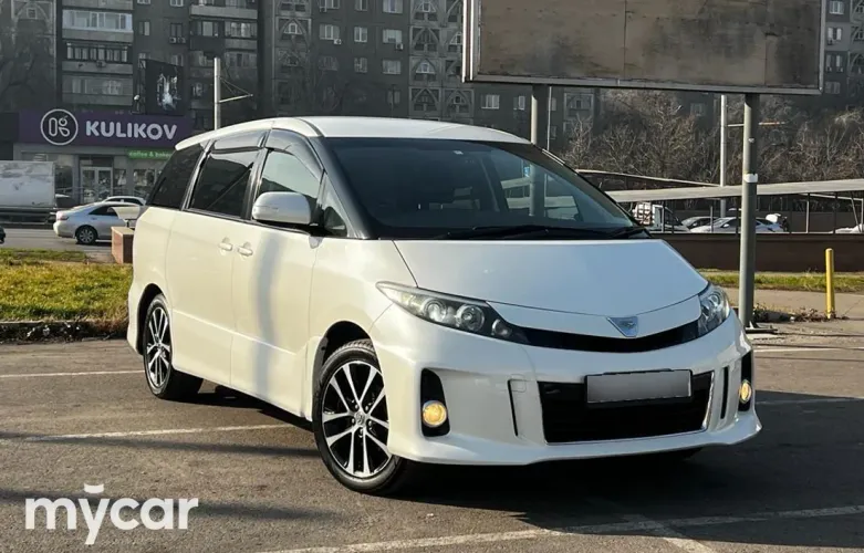 фото Toyota Estima 2013 года с пробегом за 6300000 тенге в undefined