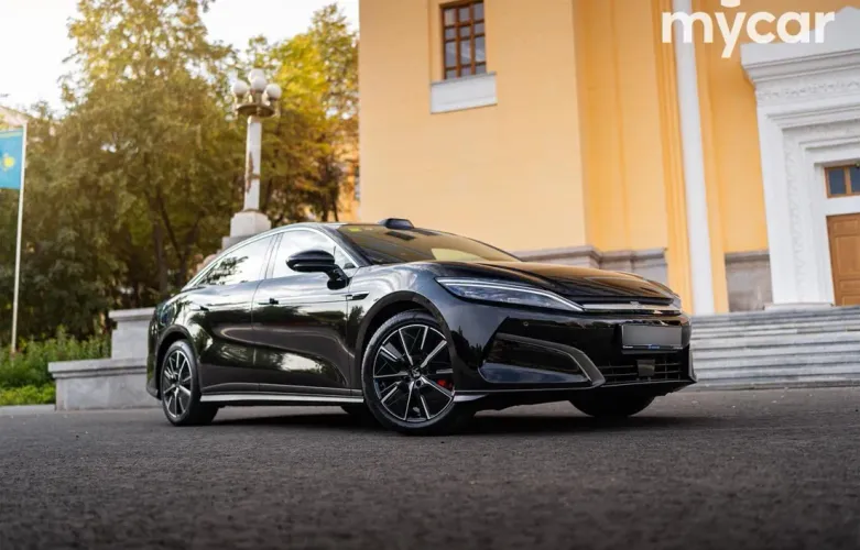 фото BYD Han 2025 года с пробегом за 20000000 тенге в undefined