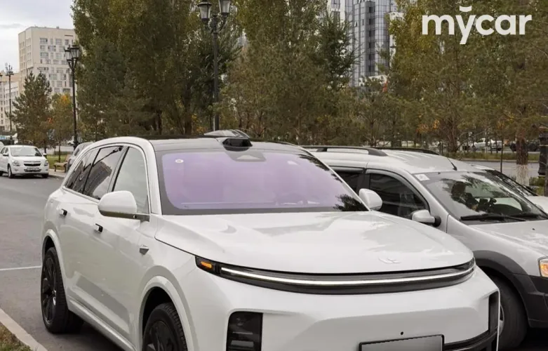 фото LiXiang L7 2025 года с пробегом за 31200000 тенге в undefined