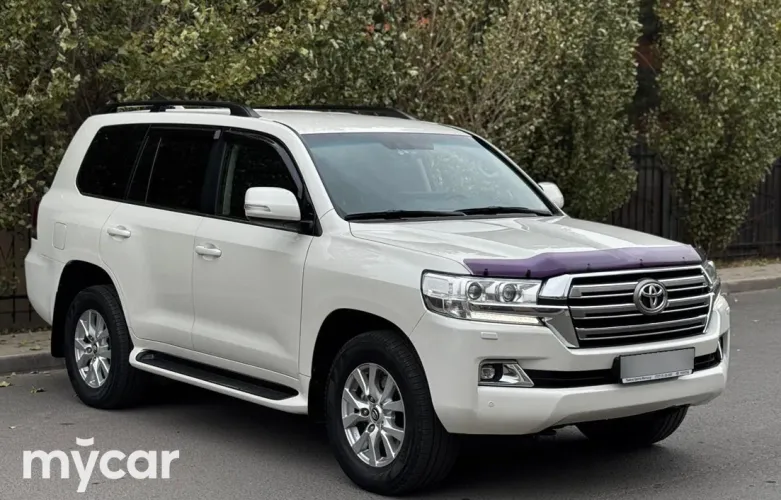 фото Toyota Land Cruiser 2018 года с пробегом за 35000000 тенге в undefined