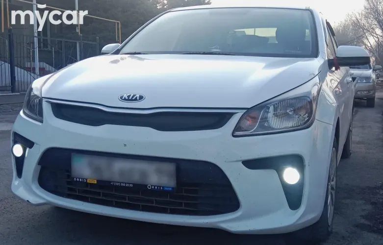 фото Kia Rio 2018 года с пробегом за 6100000 тенге в undefined