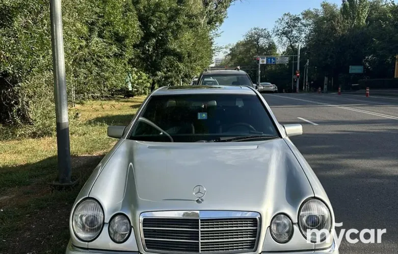 фото Mercedes-Benz E-Класс 1997 года с пробегом за 4500000 тенге в undefined