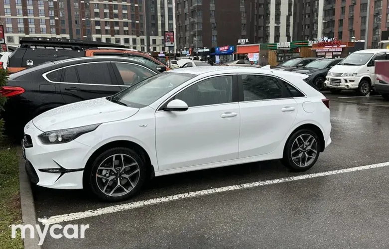 фото Kia Ceed 2023 года с пробегом за 9895000 тенге в undefined
