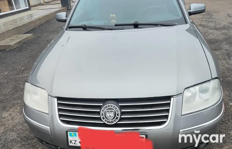 фото Volkswagen Passat 2004 года с пробегом за 1600000 тенге в undefined