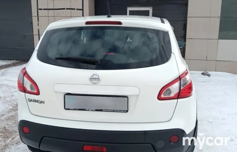 фото Nissan Qashqai 2012 года с пробегом за 6000000 тенге в undefined