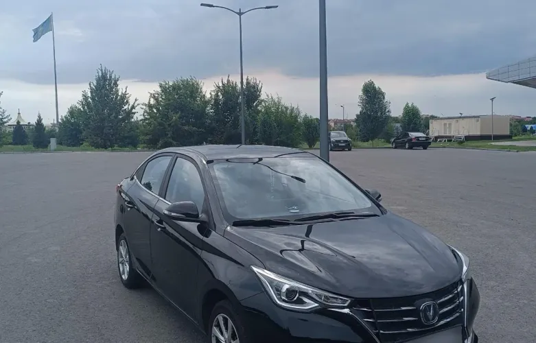 фото Changan Alsvin 2023 года с пробегом за 5150000 тенге в undefined