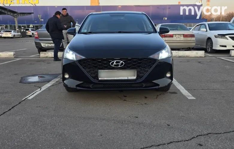 фото Hyundai Accent 2021 года с пробегом за 7400000 тенге в undefined