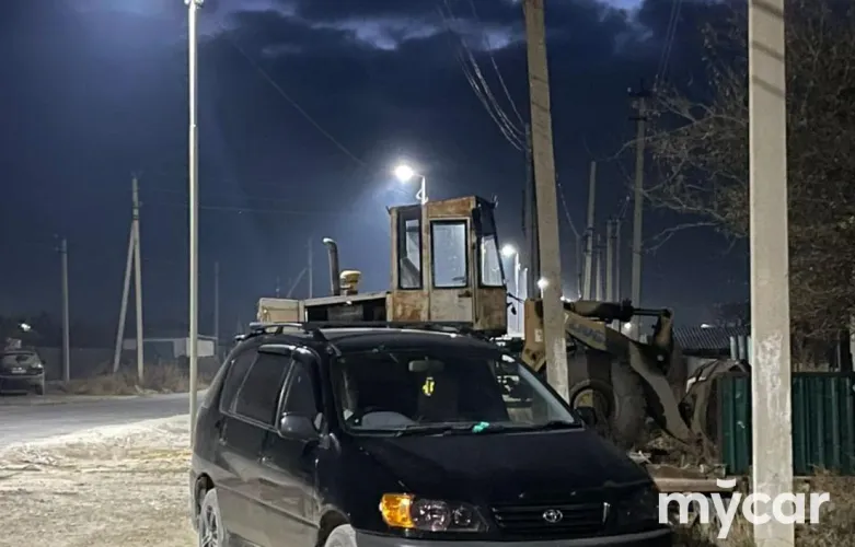 фото Toyota Ipsum 1998 года с пробегом за 3000000 тенге в undefined